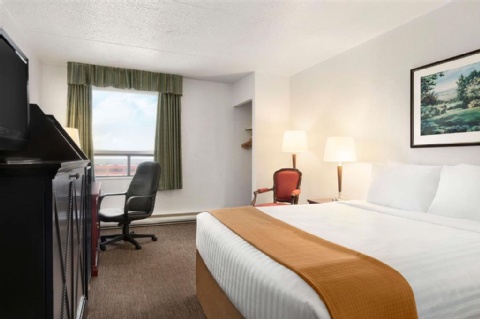 Travelodge by Wyndham Calgary International Airport South , AB T1Y 3C2 near Calgary International Airport View Point 13