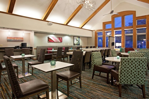 Residence Inn by Marriott Pittsburgh Airport Coraopolis , PA 15275 near Pittsburgh International Airport View Point 11