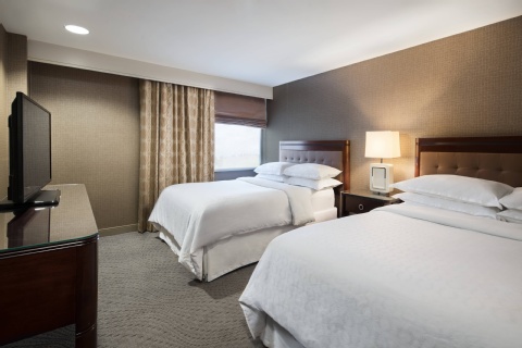 Sheraton Pittsburgh Airport Hotel , PA 15108 near Pittsburgh International Airport View Point 23