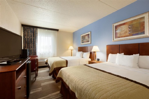 Ramada by Wyndham Fargo , ND 58103 near Hector International Airport View Point 15