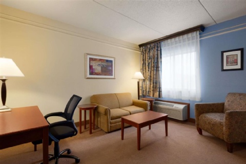 Ramada by Wyndham Fargo , ND 58103 near Hector International Airport View Point 19