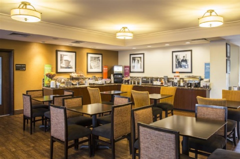 Hampton Inn Philadelphia-Airport , PA 19153 near Philadelphia International Airport View Point 15