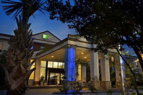 Holiday Inn Express and Suites New Orleans Airport, an IHG Hotel , LA 70087 near Louis Armstrong New Orleans International Airport  View Point 10