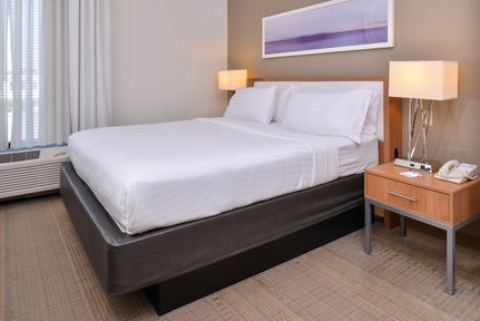 Holiday Inn Express and Suites New Orleans Airport, an IHG Hotel , LA 70087 near Louis Armstrong New Orleans International Airport  View Point 49