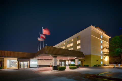 Clarion Hotel Atlanta Airport , GA 30337 near Hartsfield-jackson Atlanta International Airport View Point 5