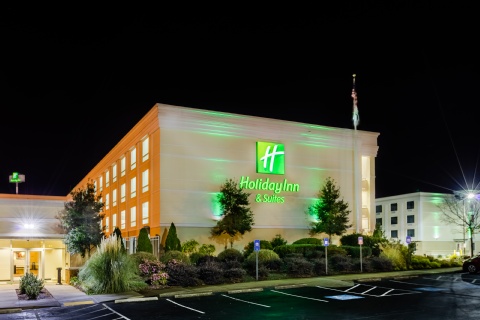 Holiday Inn & Suites Atlanta Airport-North , GA 30344 near Hartsfield-jackson Atlanta International Airport View Point 14