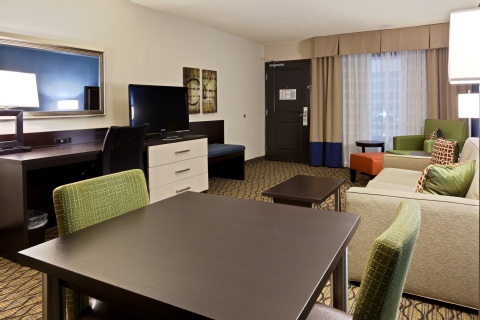 Holiday Inn & Suites Atlanta Airport-North , GA 30344 near Hartsfield-jackson Atlanta International Airport View Point 46