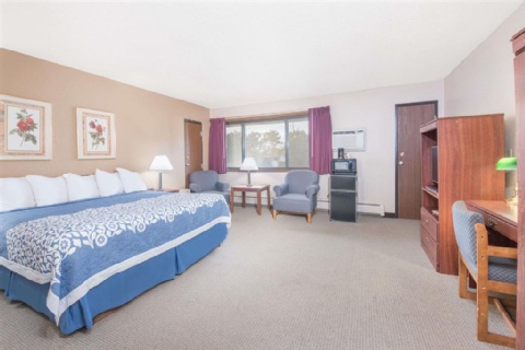 Days Inn by Wyndham Sioux Falls Airport , SD 57104 near (Joe Foss Field) Sioux Falls Regional Airport View Point 12