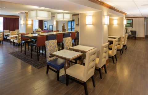 Hampton Inn Buffalo-Airport/Galleria Mall , NY 14225 near Buffalo Niagara International Airport View Point 12