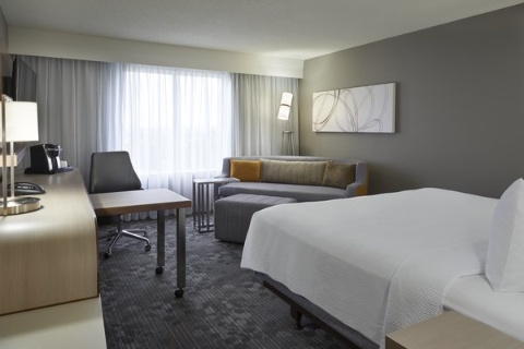 Courtyard by Marriott Toronto Airport , ON M9W 5E8 near Toronto Pearson Airport View Point 18