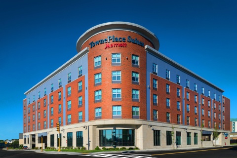 TownePlace Suites Boston Logan Airport/Chelsea , MA 02150 near Boston Logan International Airport View Point 3