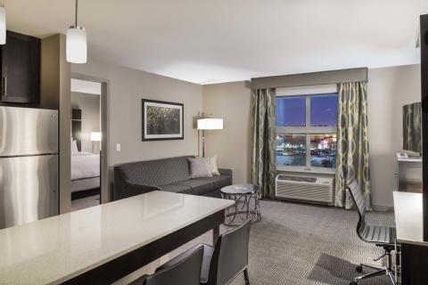 TownePlace Suites Boston Logan Airport/Chelsea , MA 02150 near Boston Logan International Airport View Point 18