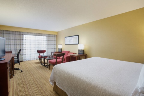 Courtyard by Marriott Chicago Midway Airport , IL 60638 near Midway International Airport View Point 18