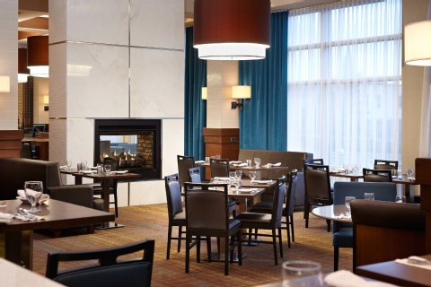 Residence Inn by Marriott Montreal Airport , QC H4M2Z5 near Montreal-Pierre Elliott Trudeau Int. Airport View Point 11