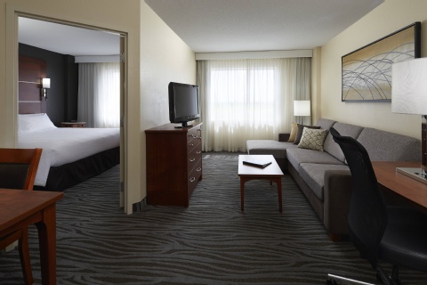 Residence Inn by Marriott Montreal Airport , QC H4M2Z5 near Montreal-Pierre Elliott Trudeau Int. Airport View Point 25