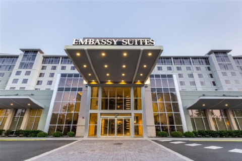 Embassy Suites by Hilton Newark Airport , NJ 07201 near Newark Liberty International Airport View Point 3