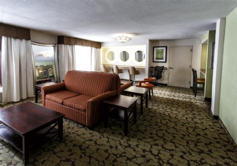 Hilton Garden Inn New York/Staten Island , NY 10314 near Newark Liberty International Airport View Point 36