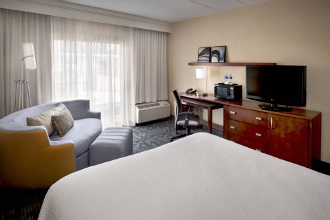 Courtyard by Marriott Hartford Windsor , CT 06095 near Bradley International Airport View Point 18