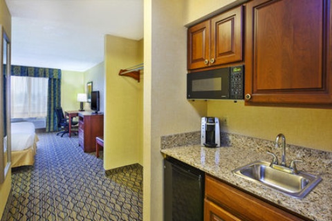 Holiday Inn Express Hotel and Suites Belleville , MI 48111 near Detroit Metropolitan Wayne County Airport View Point 23