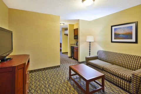 Holiday Inn Express Hotel and Suites Belleville , MI 48111 near Detroit Metropolitan Wayne County Airport View Point 35