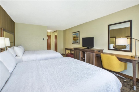 Hampton Inn Detroit/Belleville-Airport , MI 48111 near Detroit Metropolitan Wayne County Airport View Point 12