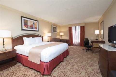 DoubleTree by Hilton Grand Rapids-Airport , MI 49512 near Gerald R. Ford International Airport View Point 21