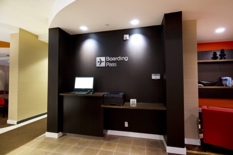 Courtyard by Marriott Mississauga-Airport Corporate Centre West , ON L4W 5R2 near Toronto Pearson Airport View Point 5