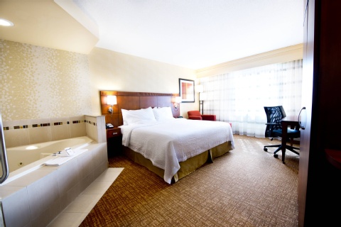 Courtyard by Marriott Mississauga-Airport Corporate Centre West , ON L4W 5R2 near Toronto Pearson Airport View Point 19