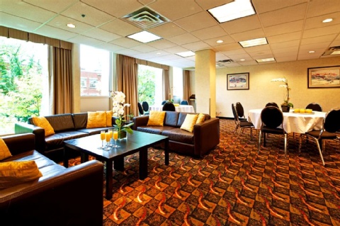 Hampton Inn & Suites, by Hilton - Vancouver Downtown , BC V6B 2A8 near Vancouver Cruise Port View Point 8