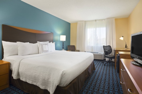 Fairfield Inn & Suites Minneapolis-St. Paul Airport , MN 55120 near Minneapolis-saint Paul International Airport (wold-chamberlain Field) View Point 14