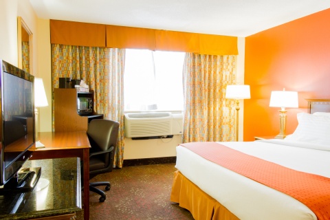 Holiday Inn O'Hare Area, an IHG Hotel , IL 60631 near Ohare International Airport View Point 32