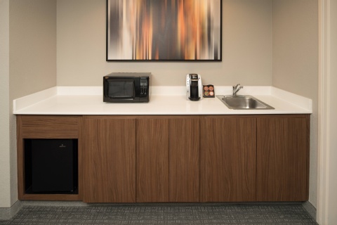 Courtyard by Marriott Portland North , OR 97217 near Portland International Airport View Point 25