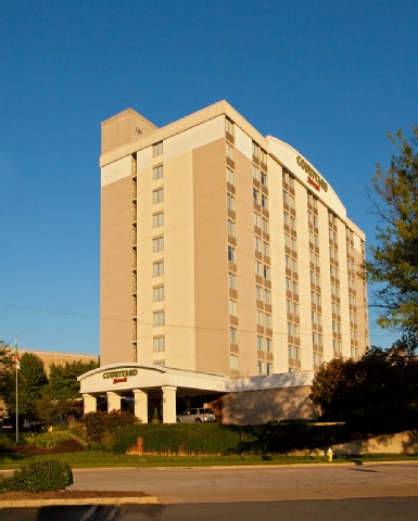 Courtyard By Marriott Alexandria Pentagon South