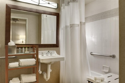 DoubleTree Suites by Hilton Phoenix , AZ 85008 near Sky Harbor International Airport View Point 21