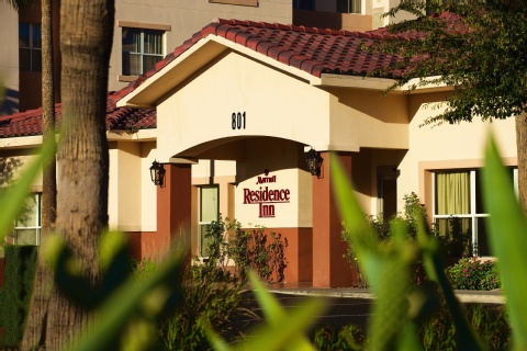 Residence Inn by Marriott Phoenix Airport , AZ 85008 near Sky Harbor International Airport View Point 3