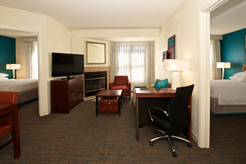 Residence Inn by Marriott Phoenix Airport , AZ 85008 near Sky Harbor International Airport View Point 22