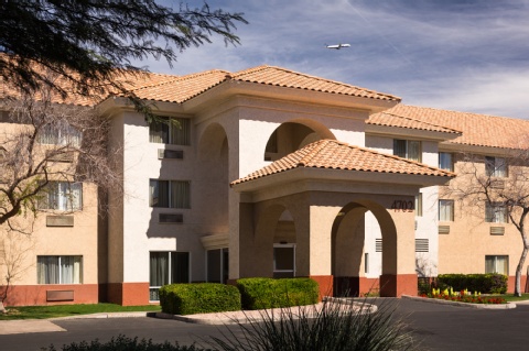 Country Inn & Suites by Radisson, Phoenix Airport, AZ , AZ 85034 near Sky Harbor International Airport View Point 6