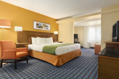 Country Inn & Suites by Radisson, Phoenix Airport, AZ , AZ 85034 near Sky Harbor International Airport View Point 27