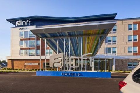 Aloft Cleveland Airport , OH 44070 near Cleveland Hopkins International Airport View Point 10