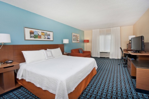 Fairfield Inn & Suites Raleigh-Durham Airport/Research Triangle Park , NC 27560 near Raleigh-durham International Airport View Point 16