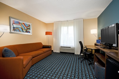 Fairfield Inn & Suites Raleigh-Durham Airport/Research Triangle Park , NC 27560 near Raleigh-durham International Airport View Point 19