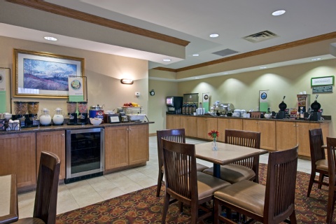 Country Inn & Suites by Radisson, Cincinnati Airport , KY 41048 near Cincinnati/northern Kentucky International Airport View Point 3