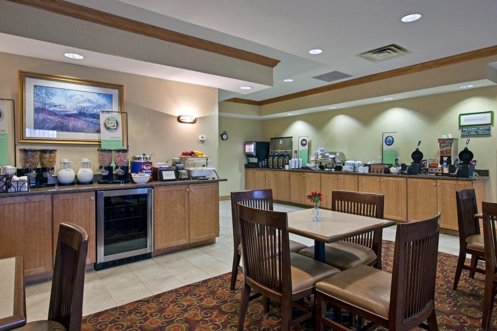 Country Inn & Suites by Radisson, Cincinnati Airport , KY 41048 near Cincinnati/northern Kentucky International Airport View Point 12