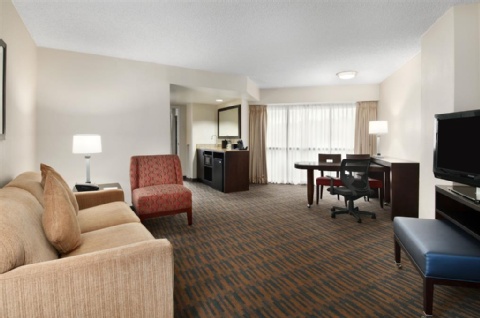 Embassy Suites by Hilton Seattle Tacoma International Airport , WA 98188 near Seattle-tacoma International Airport View Point 21