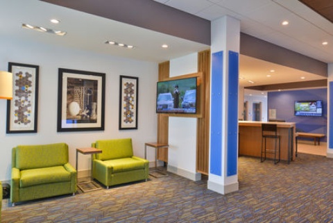 Holiday Inn Express & Suites Omaha Airport, an IHG Hotel , NE 51510 near Eppley Airfield View Point 6