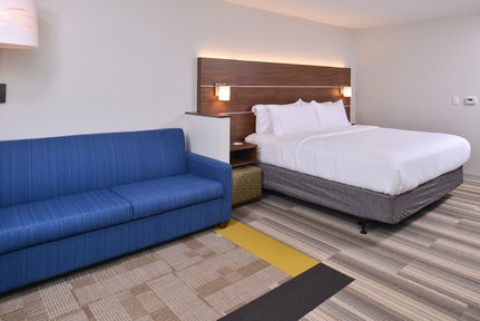 Holiday Inn Express & Suites Omaha Airport, an IHG Hotel , NE 51510 near Eppley Airfield View Point 32