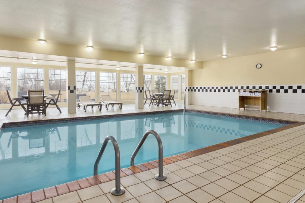 Country Inn & Suites by Radisson, Omaha Airport , NE 51510 near Eppley Airfield View Point 13