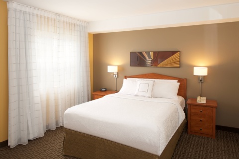 TownePlace Suites by Marriott Seattle Everett/Mukilteo , WA 98275 near Snohomish County Airport (paine Field) View Point 17