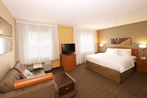 TownePlace Suites by Marriott Seattle Everett/Mukilteo , WA 98275 near Snohomish County Airport (paine Field) View Point 18