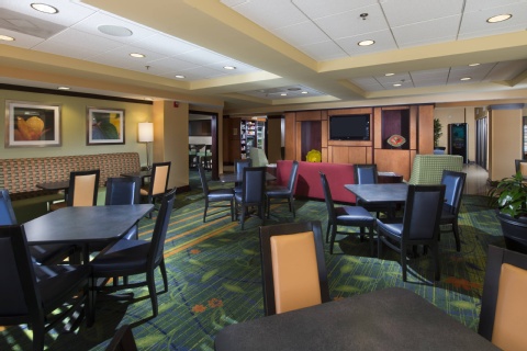 Fairfield Inn & Suites by Marriott Charleston Airport/Convention Center , SC 29418 near Charleston International Airport / Charleston Afb View Point 10